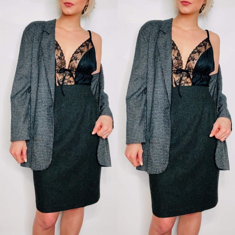 VINTAGE | Charcoal Gray Minimalist Wool Midi Skirt